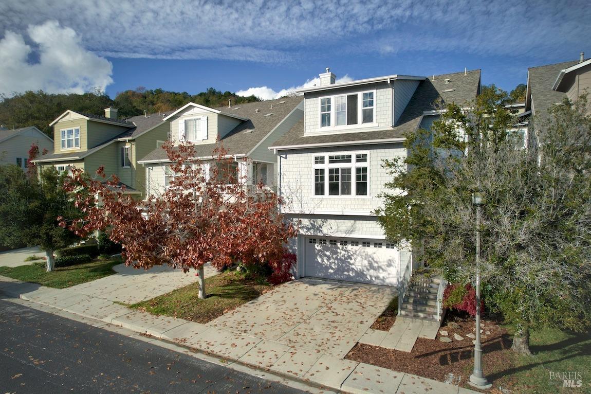 10 Rowe Ranch Drive