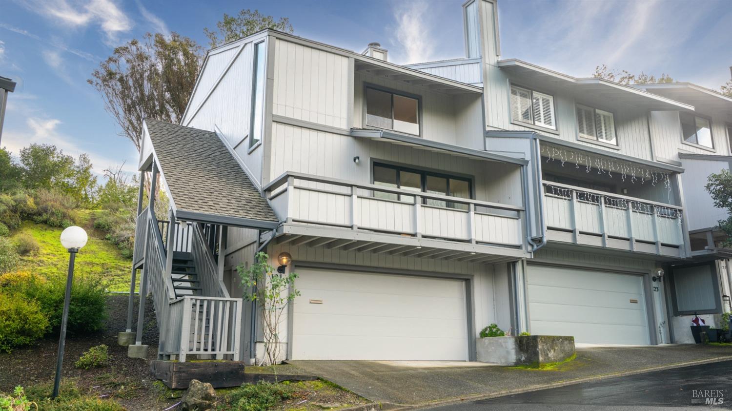 121 Arlene Terrace