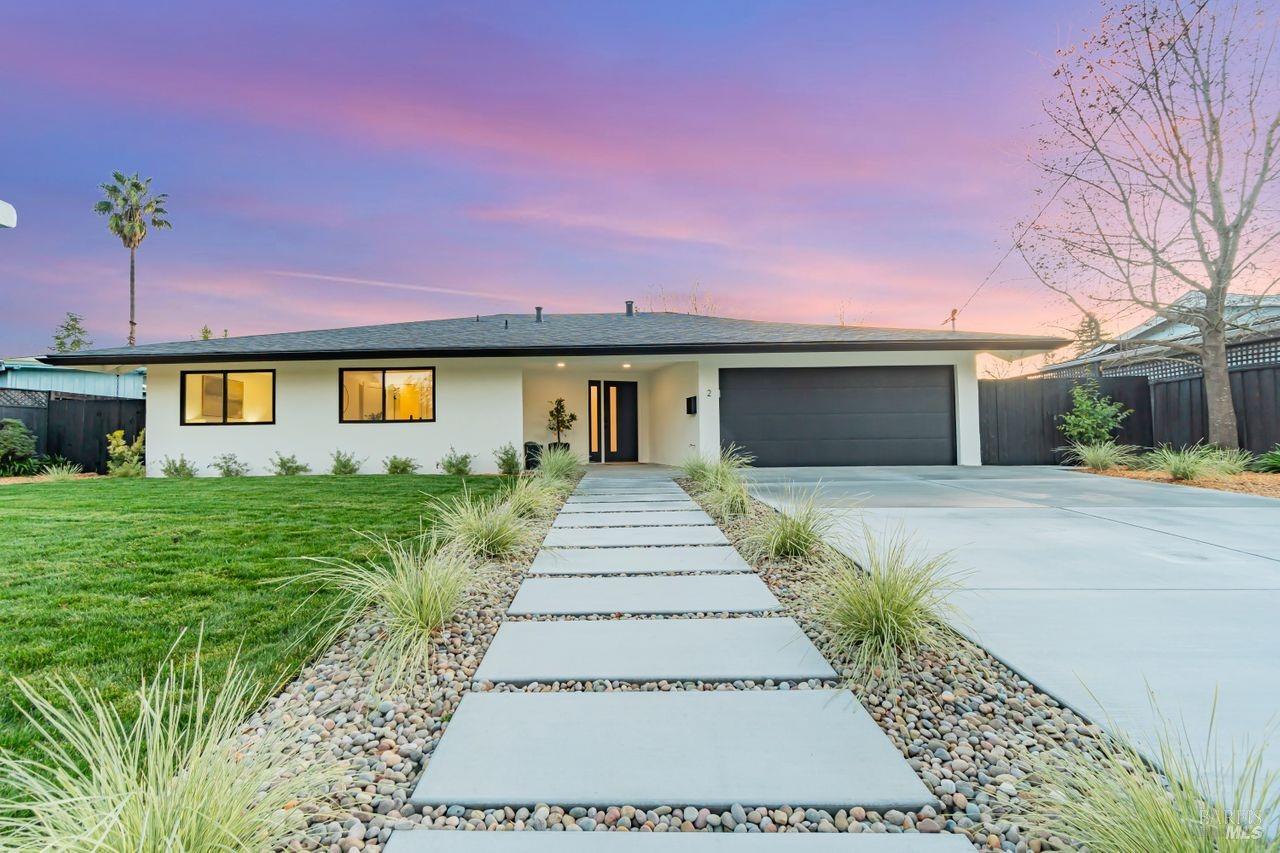 2 Erin Drive
