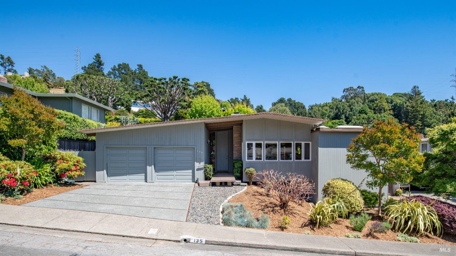 135 Kipling Drive