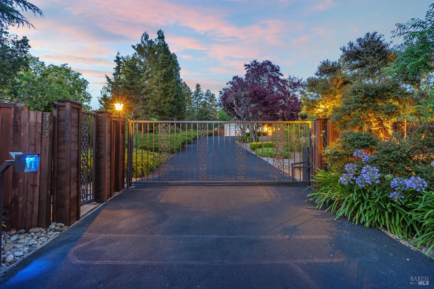 405 Encinosa Court