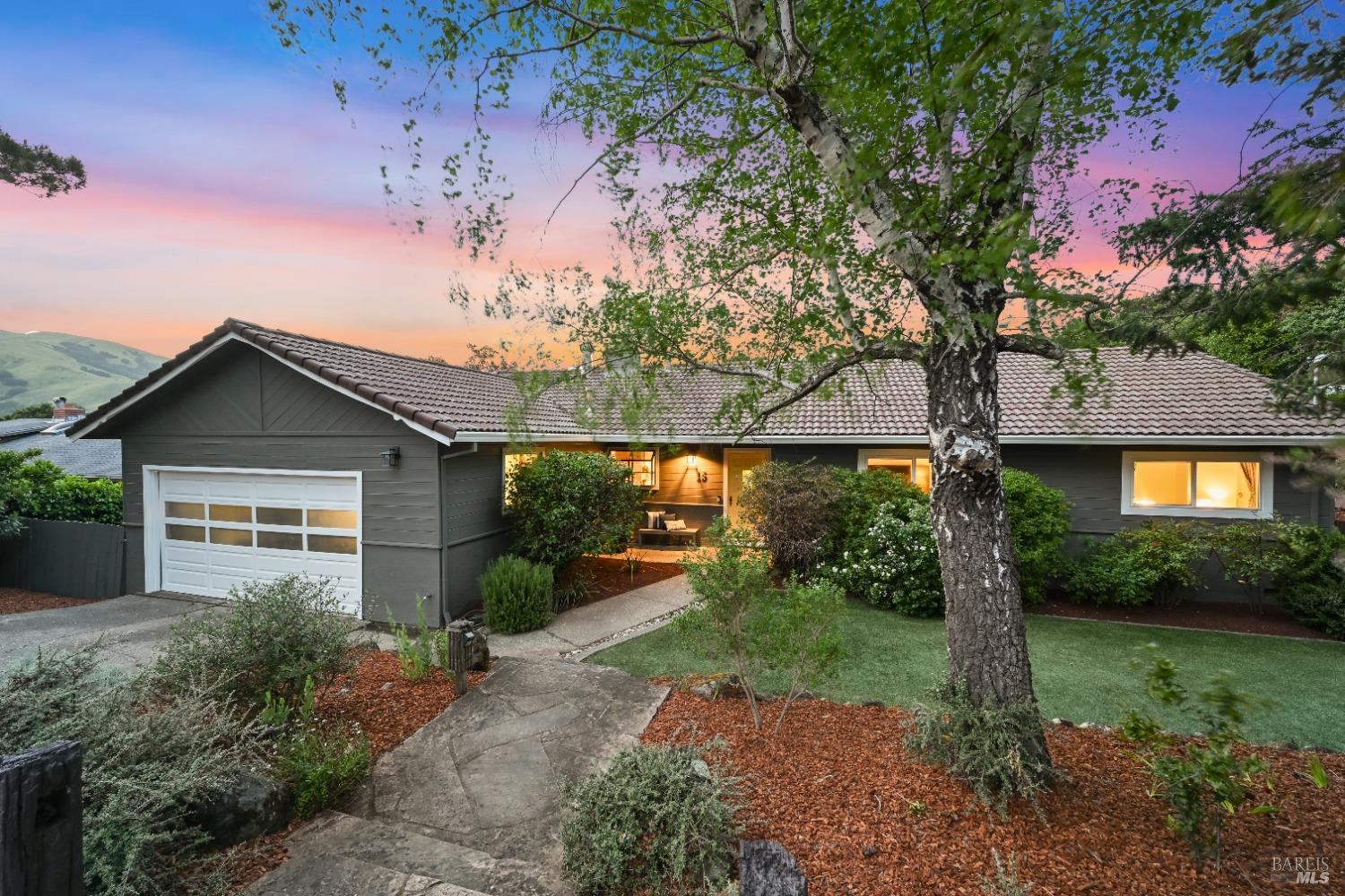 15 Manor View Drive