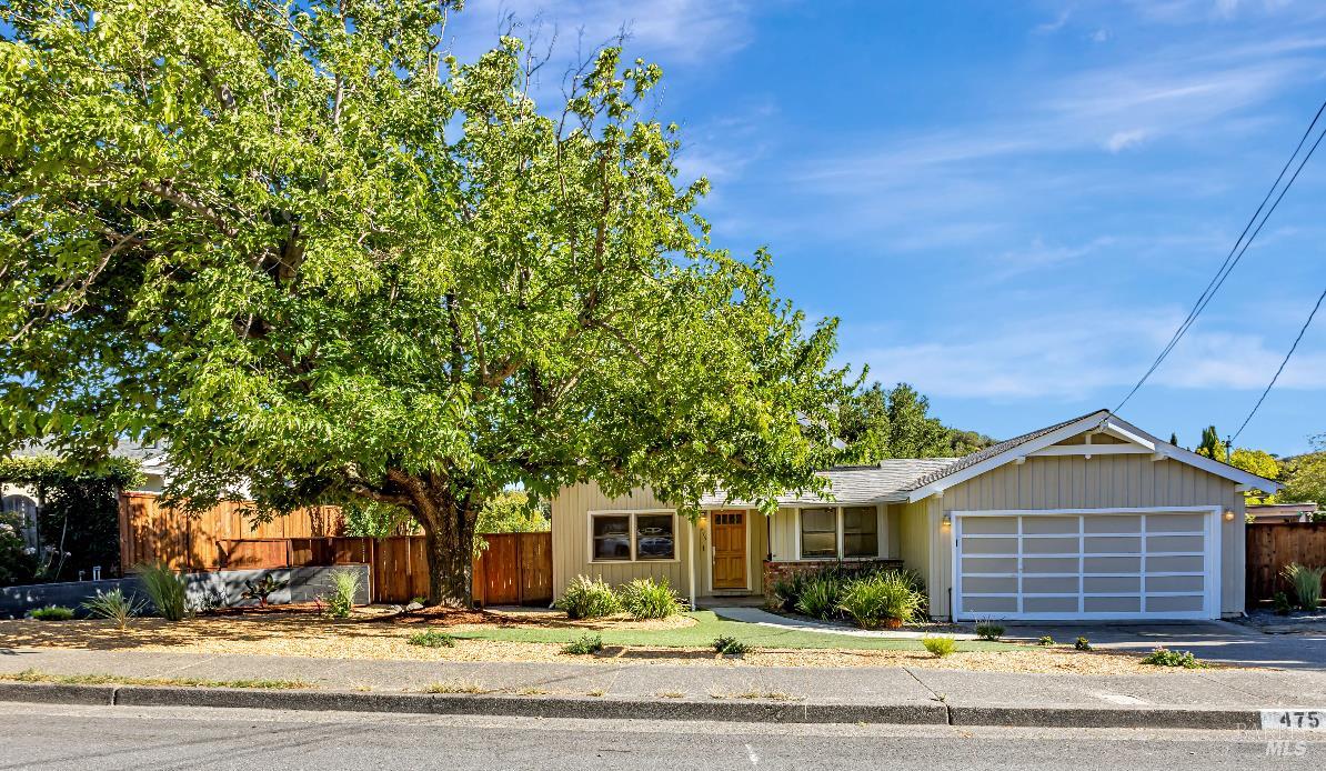 475 Pinewood Drive