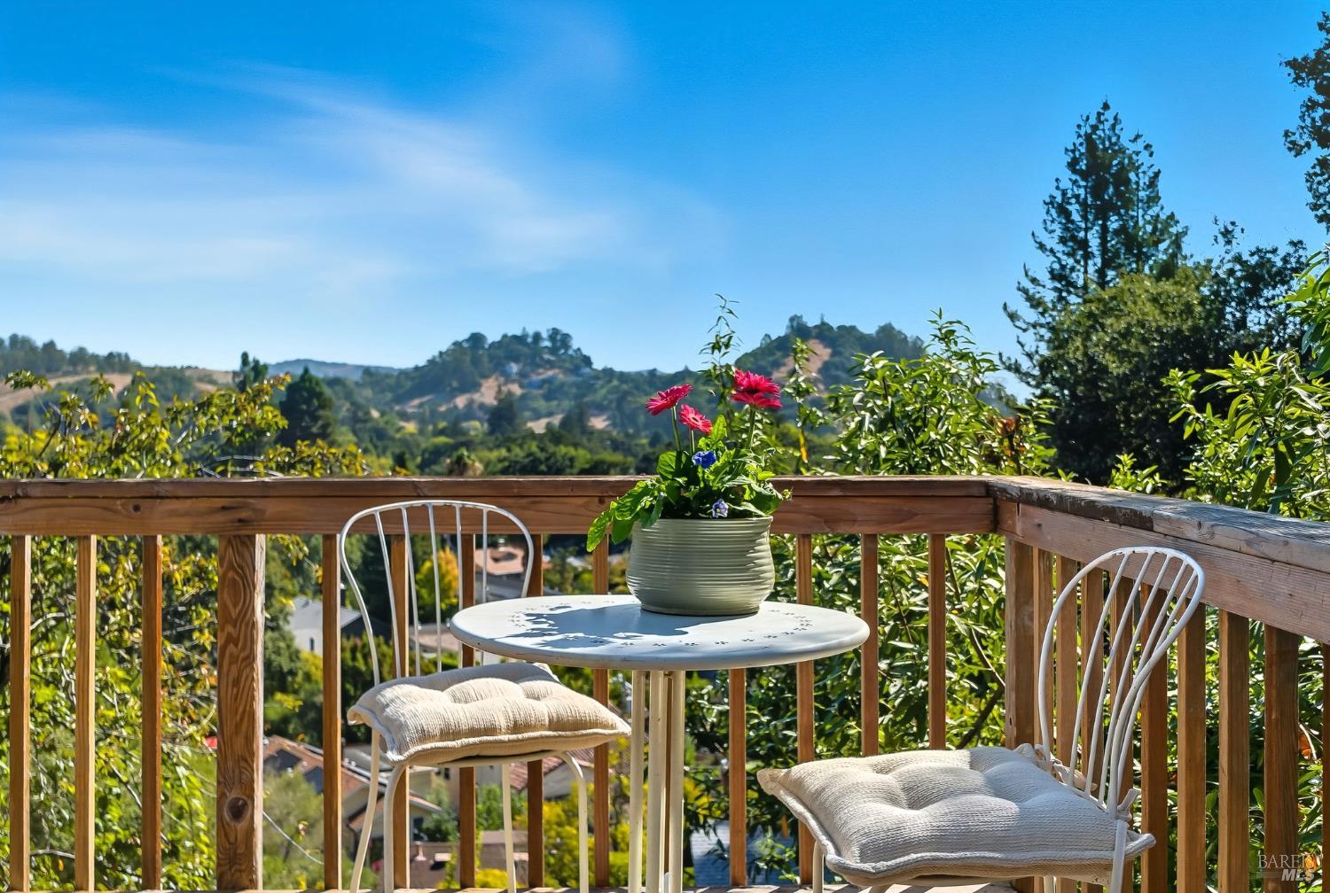 53 Foothill Road