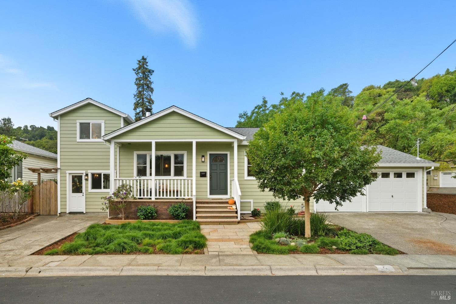4 Meadow Avenue
