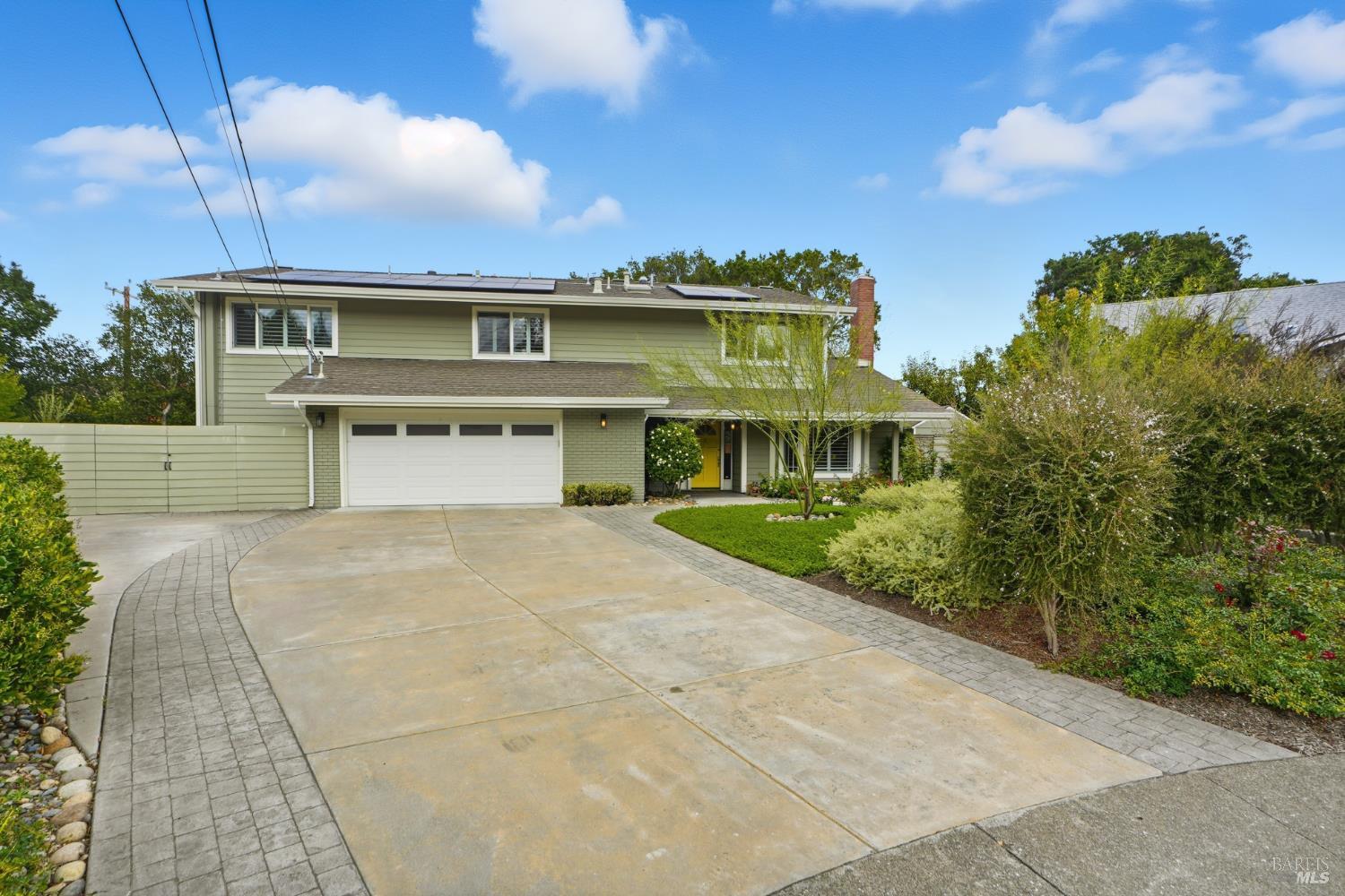 26 Brassie Court
