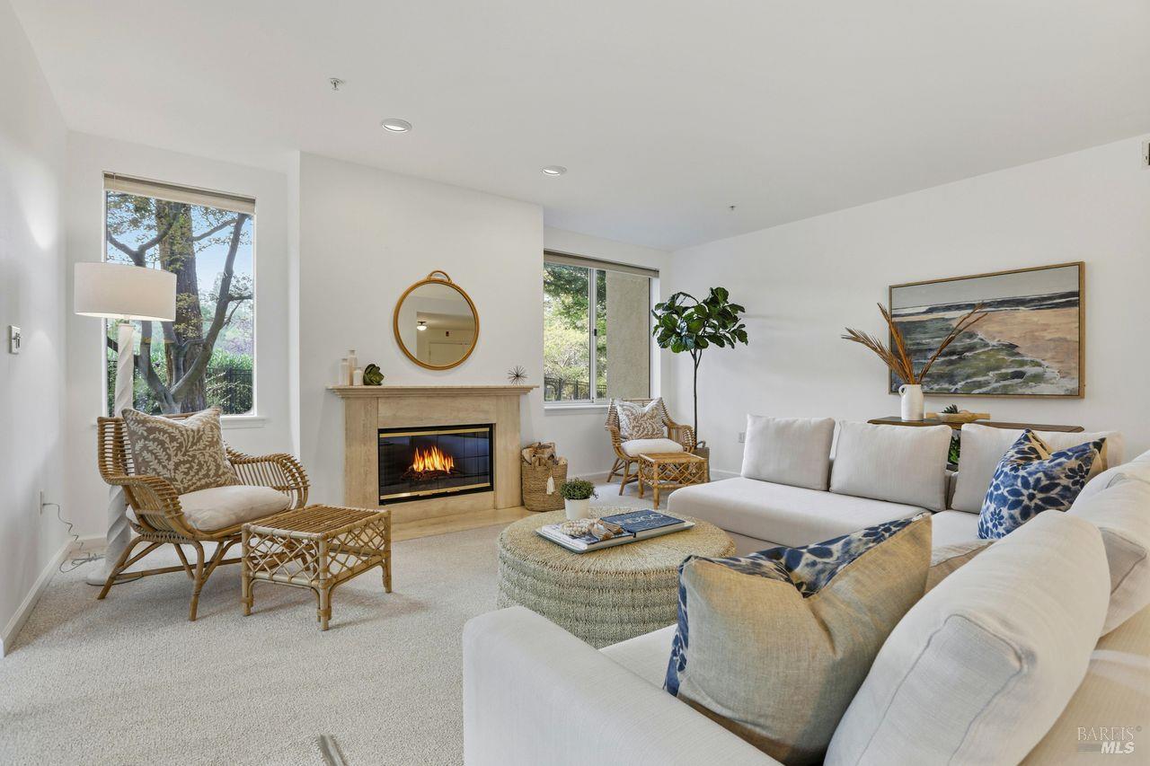 400 Deer Valley Road Unit: #2F