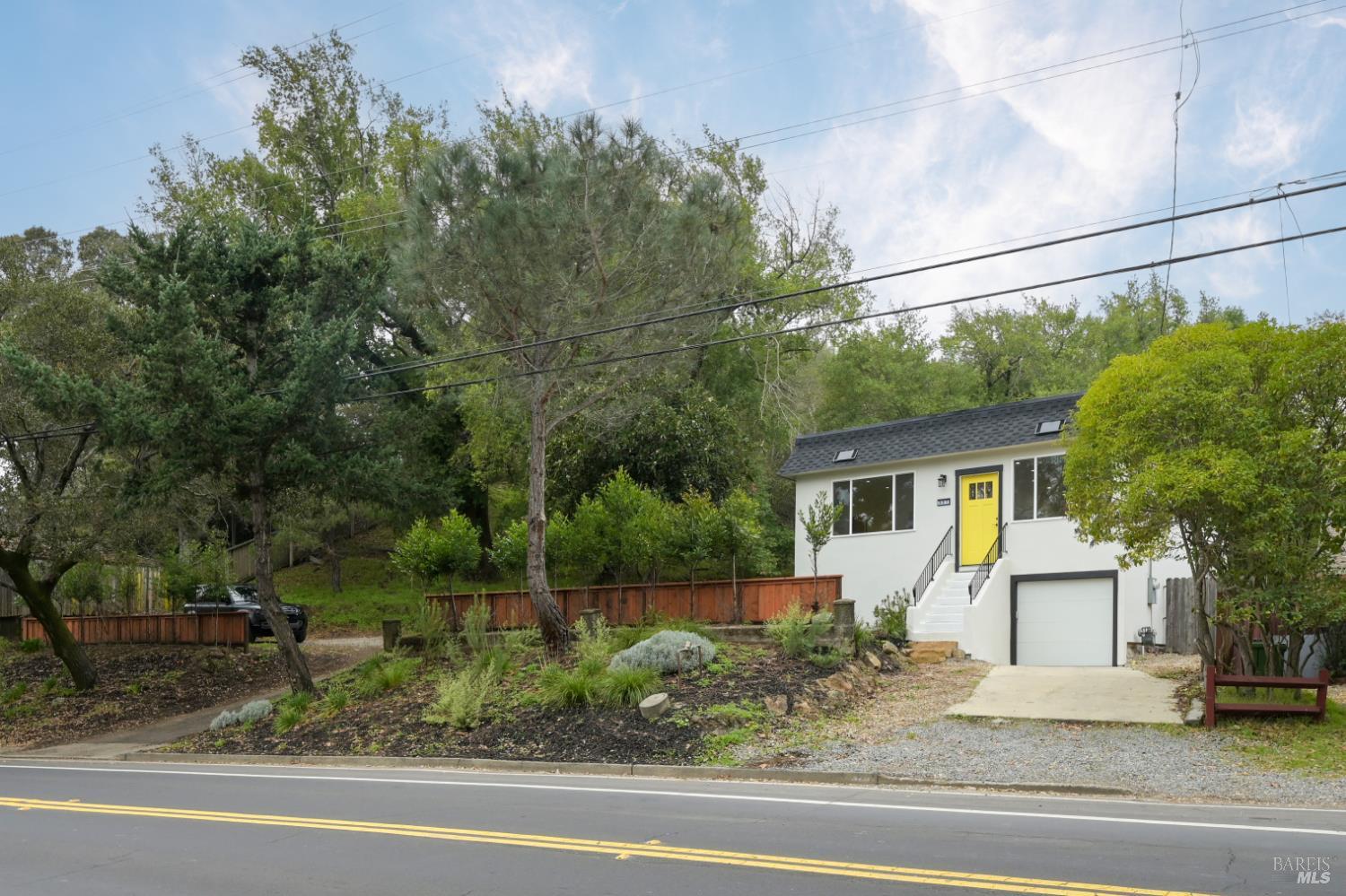 327 Butterfield Road