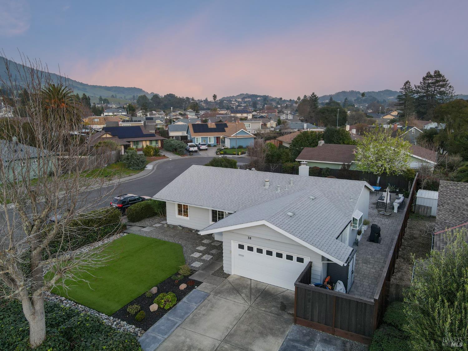 38 San Ramon Way