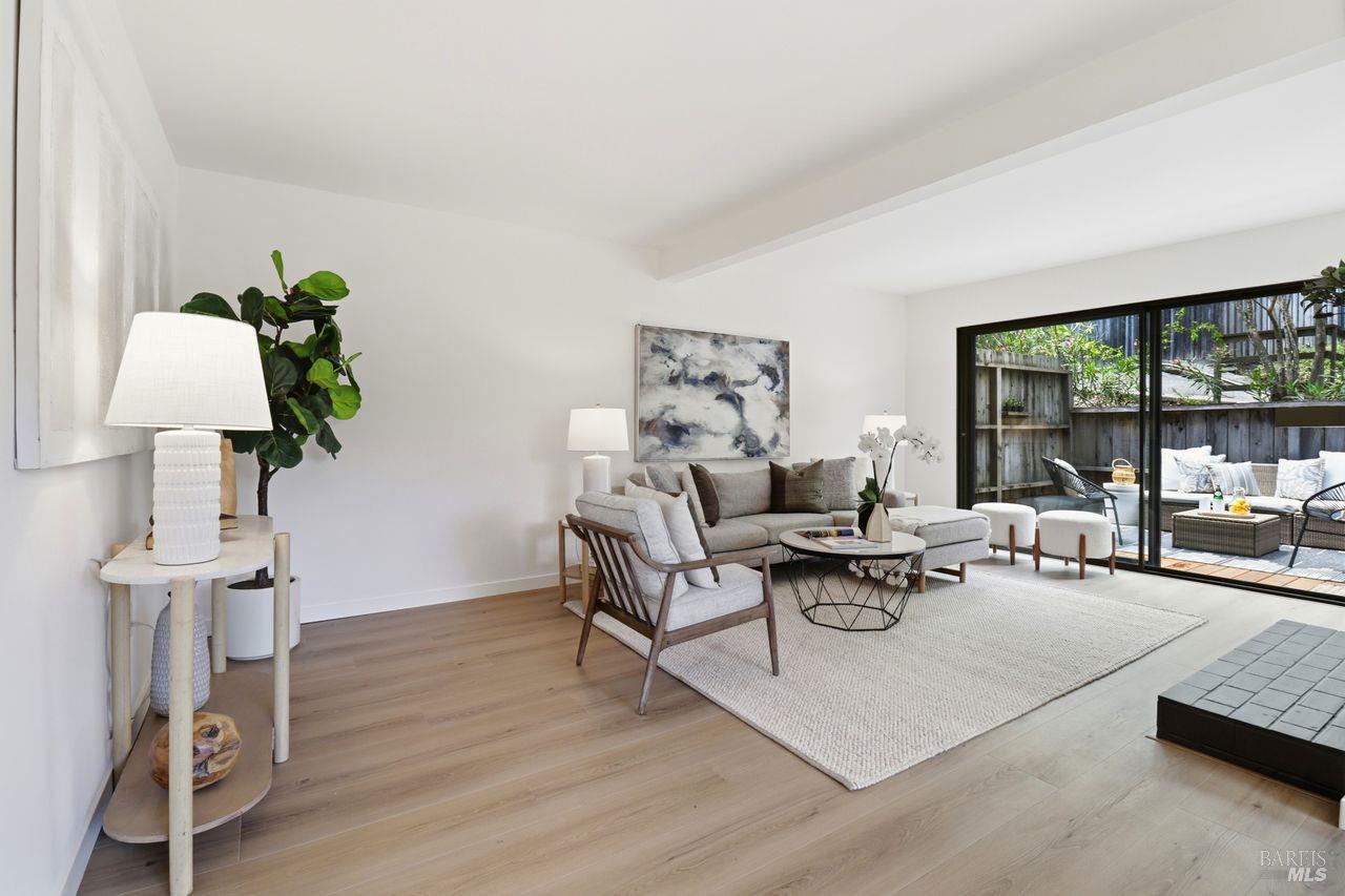 318 Sylvia Way