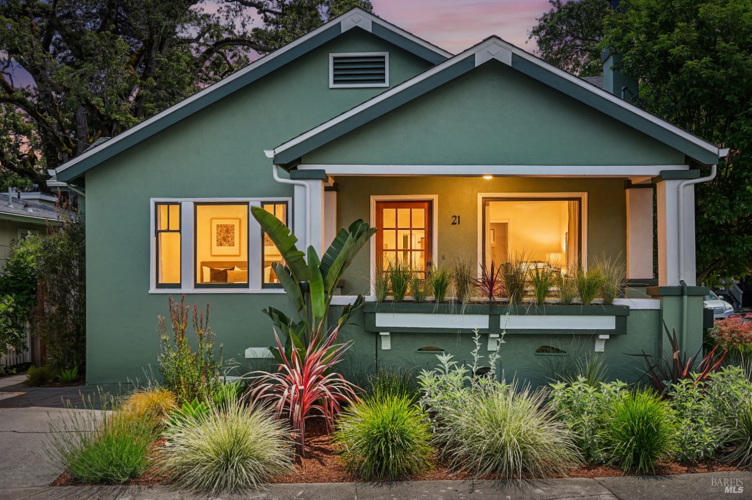 21 Laurel Avenue