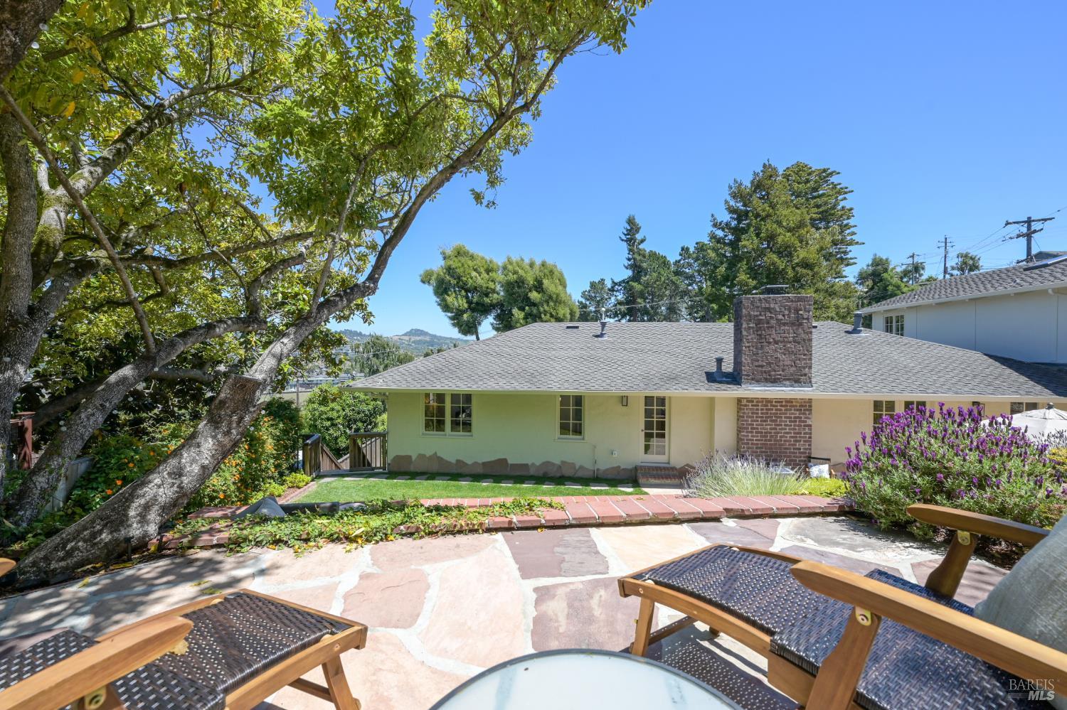 120 Ricardo Road