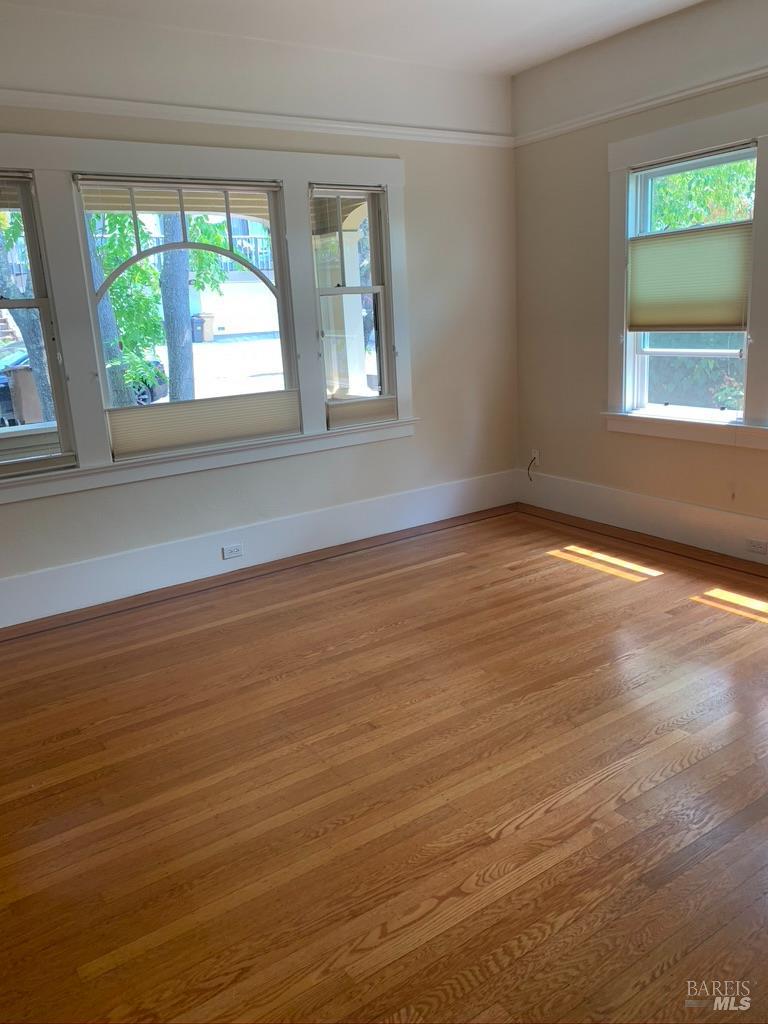 31 Valencia Avenue