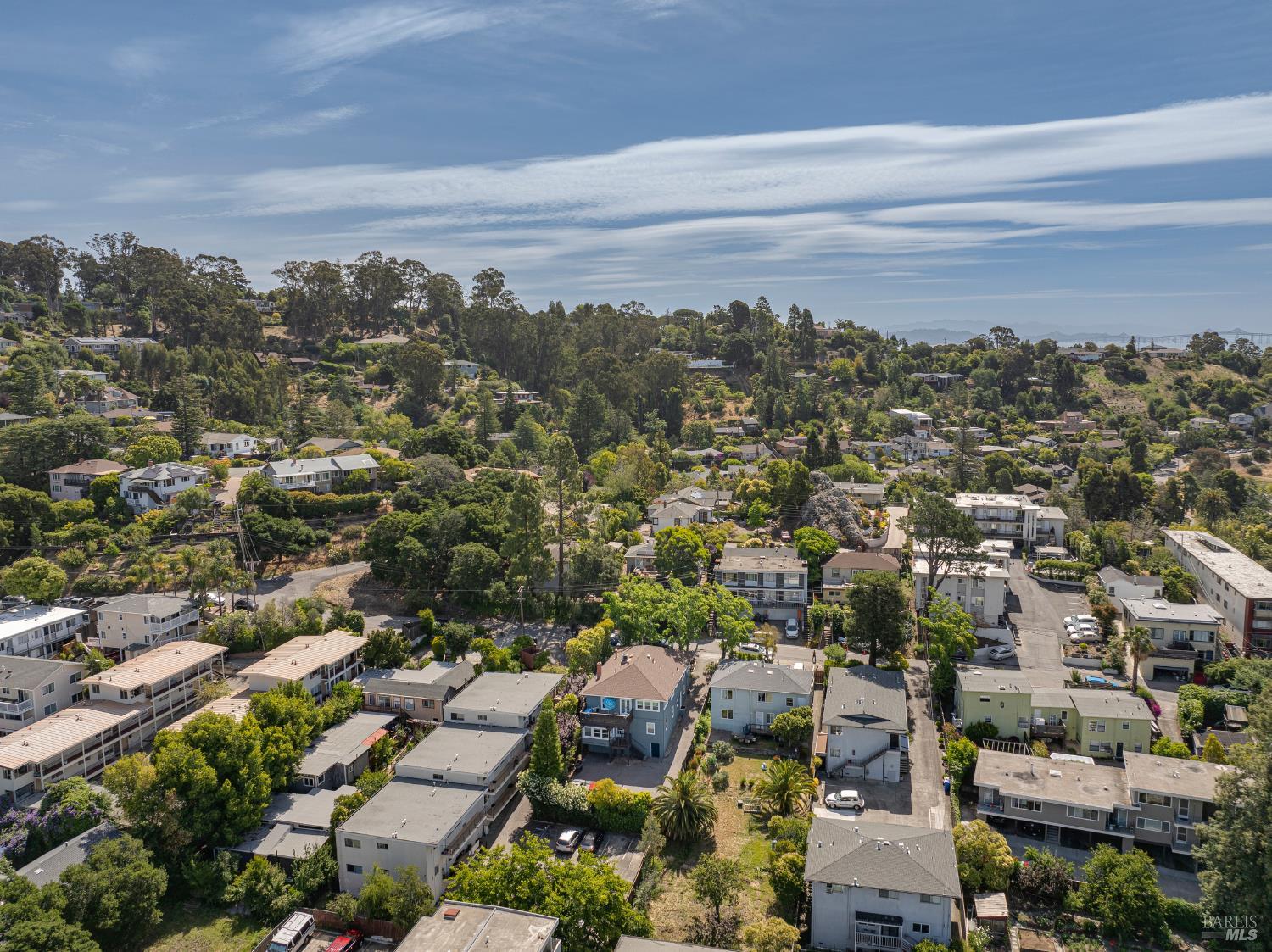 31 Valencia Avenue
