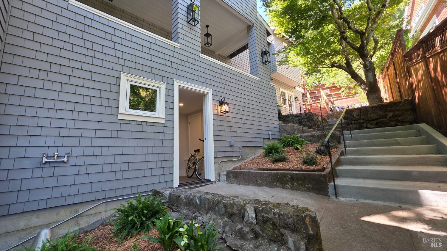 220 Laurel Avenue
