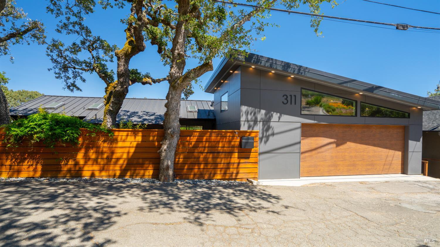 311 Grandview Avenue