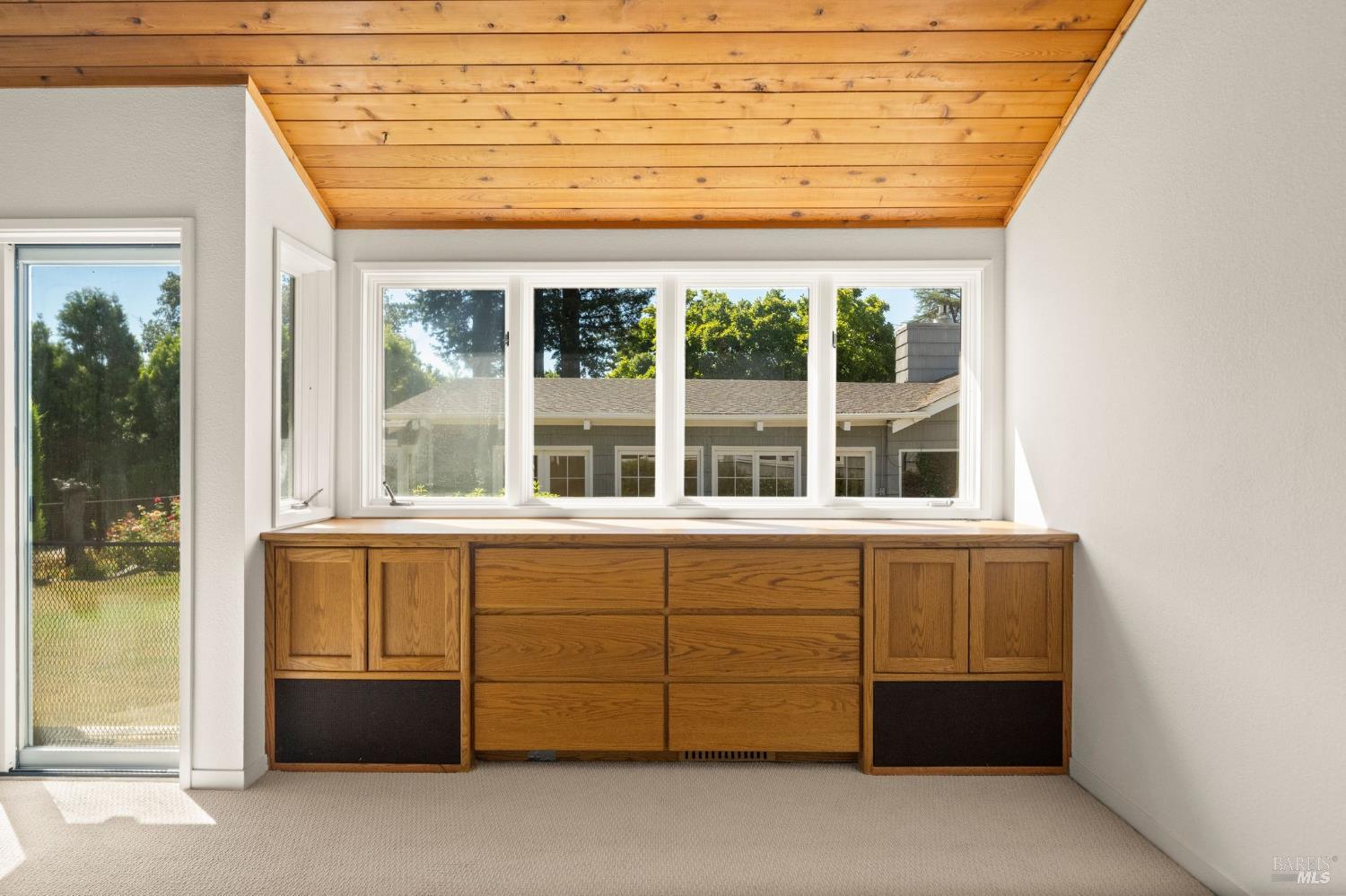 1320 Butterfield Road