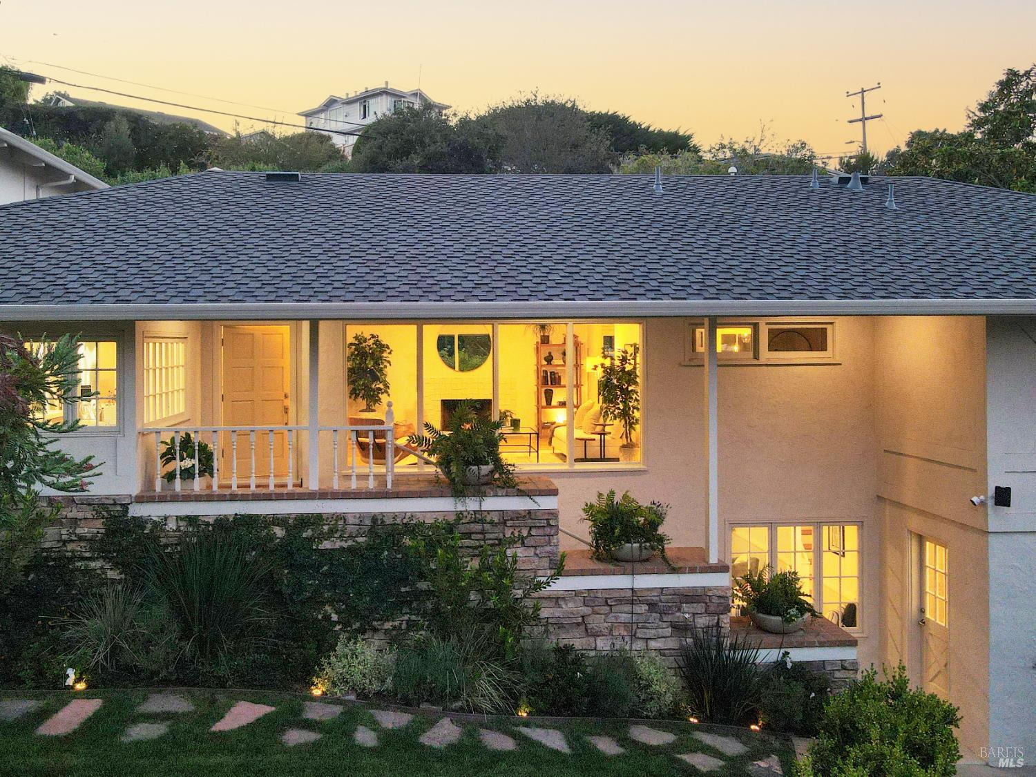 120 Ricardo Road
