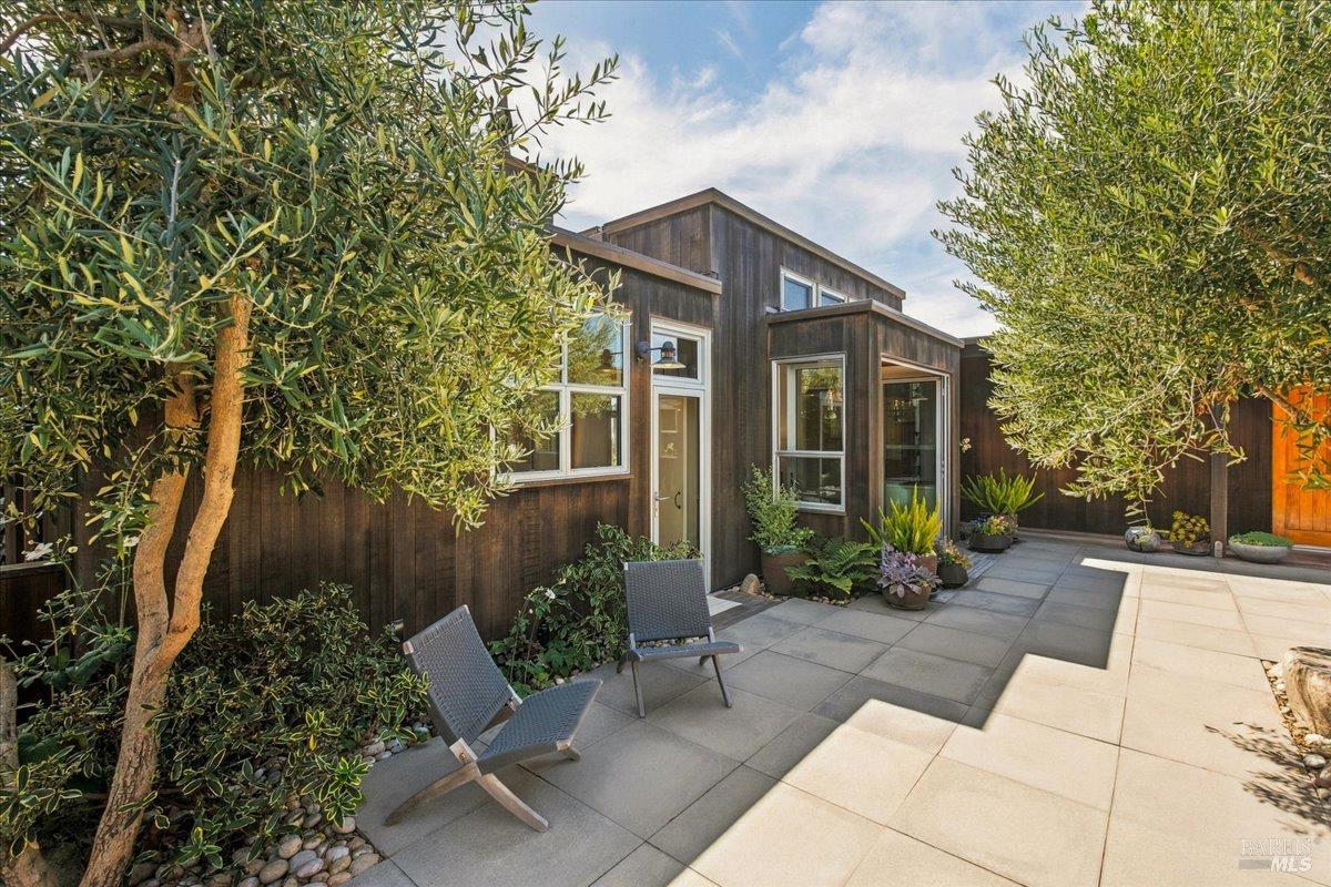 290 Seadrift Road