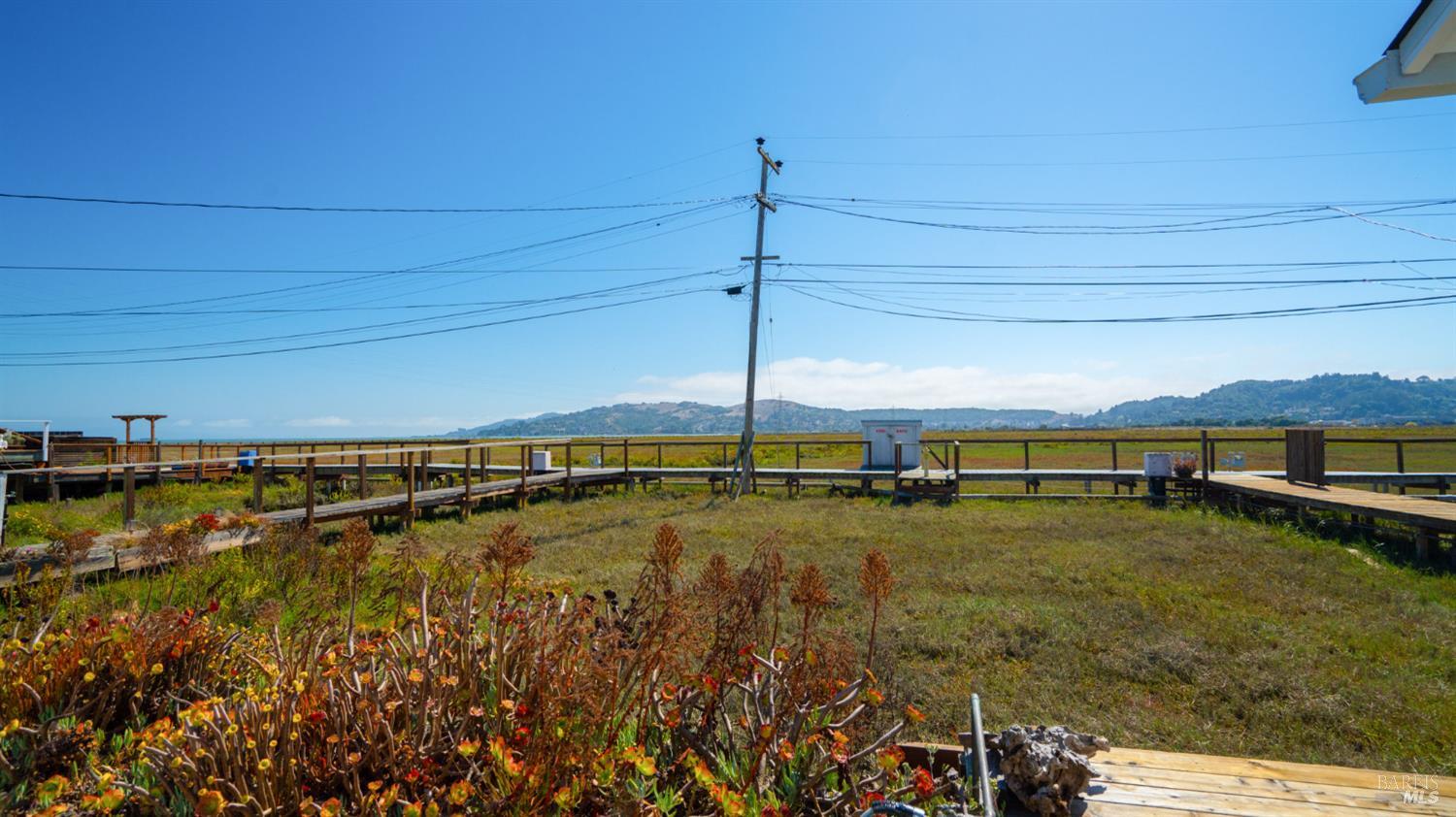 137 Greenbrae Boardwalk