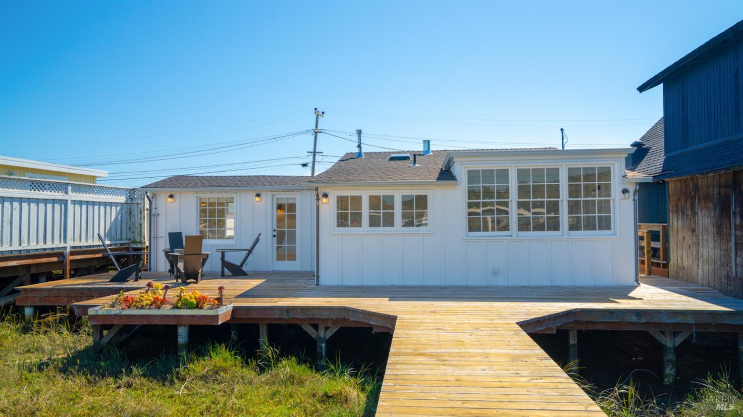 137 Greenbrae Boardwalk
