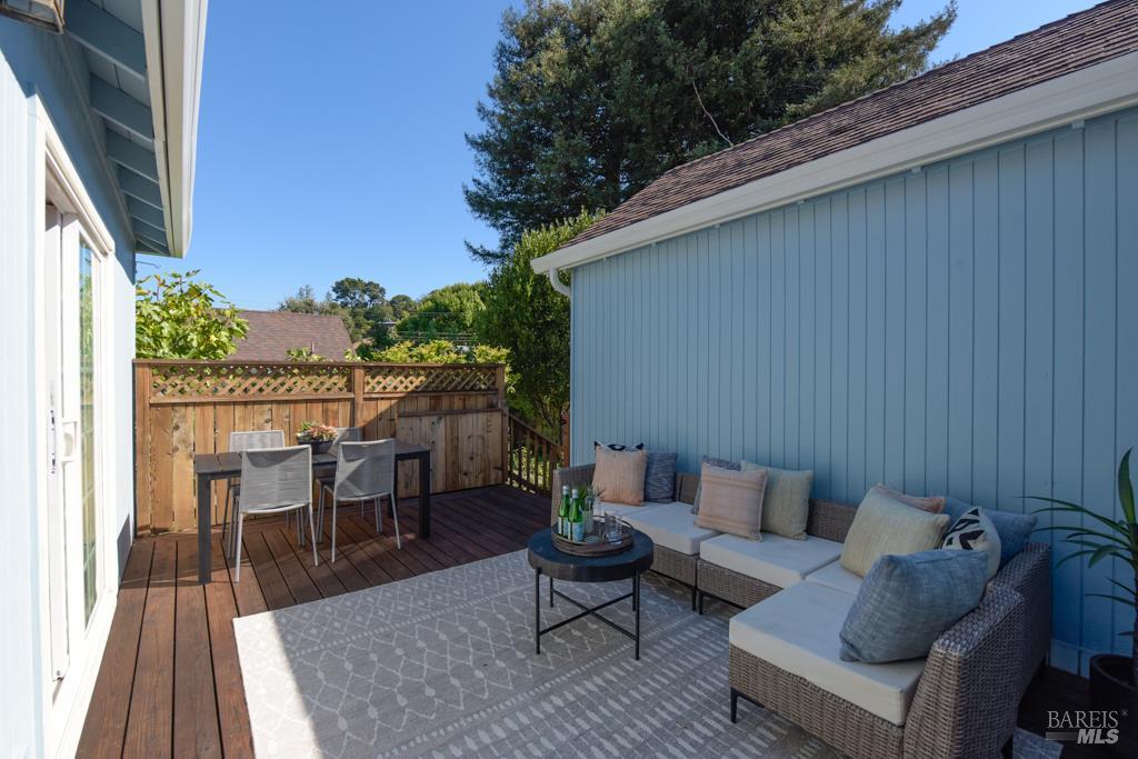 37 Meadow Avenue