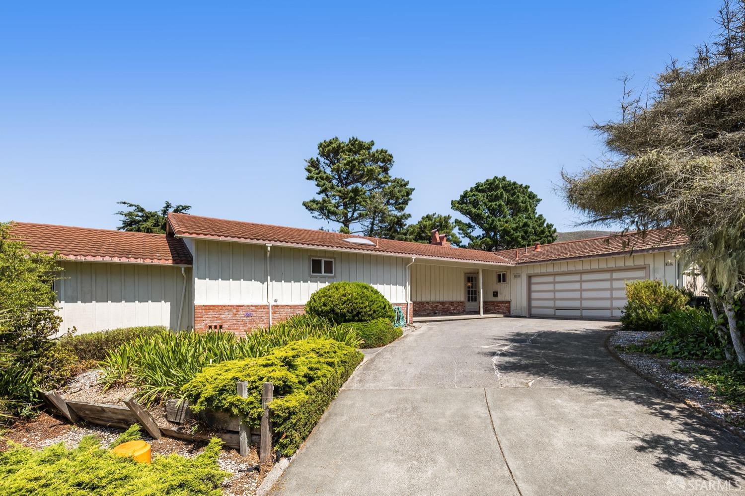 555 Talbot Avenue