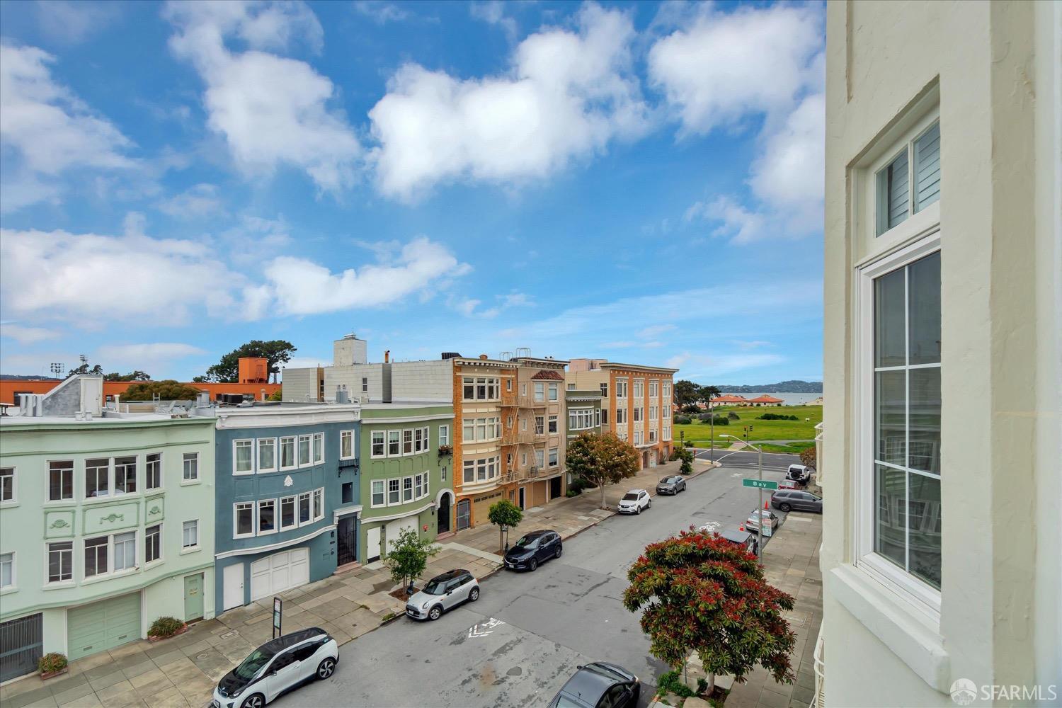 1490 Francisco St #10