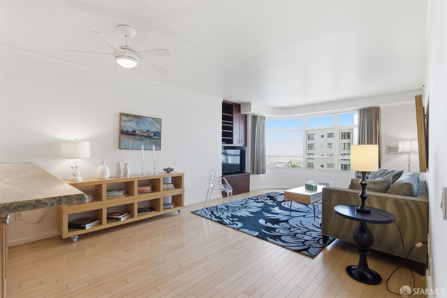 403 Main Street Unit: #506N