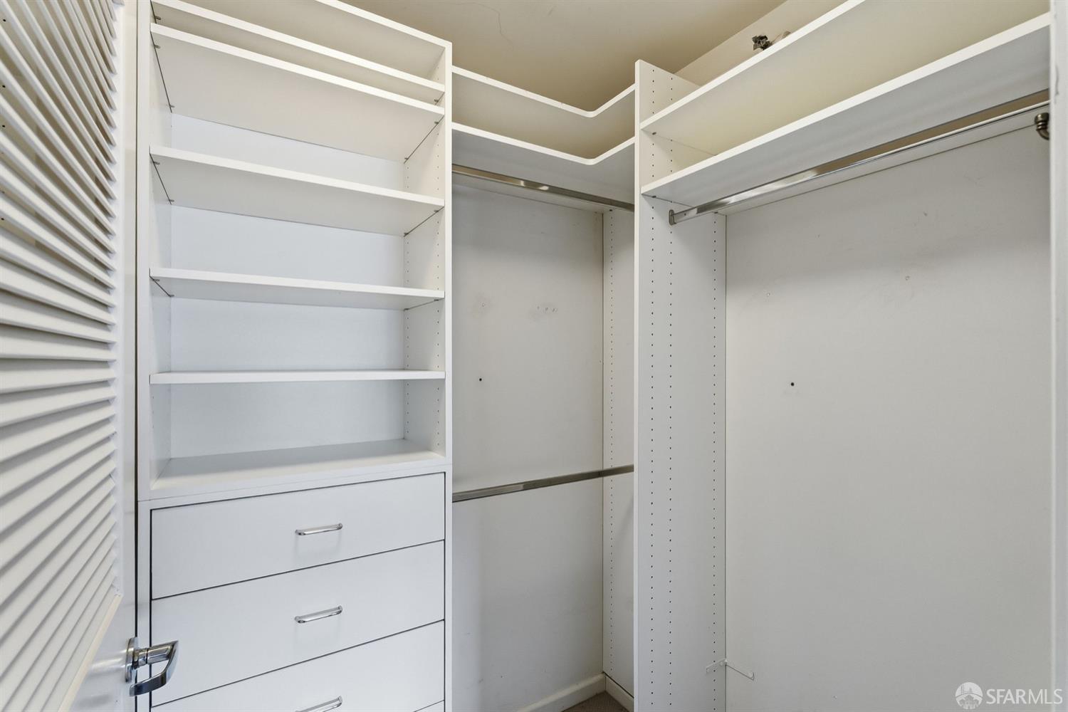 403 Main Street Unit: #506N