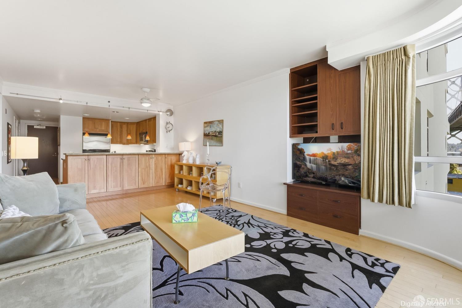 403 Main Street Unit: #506N