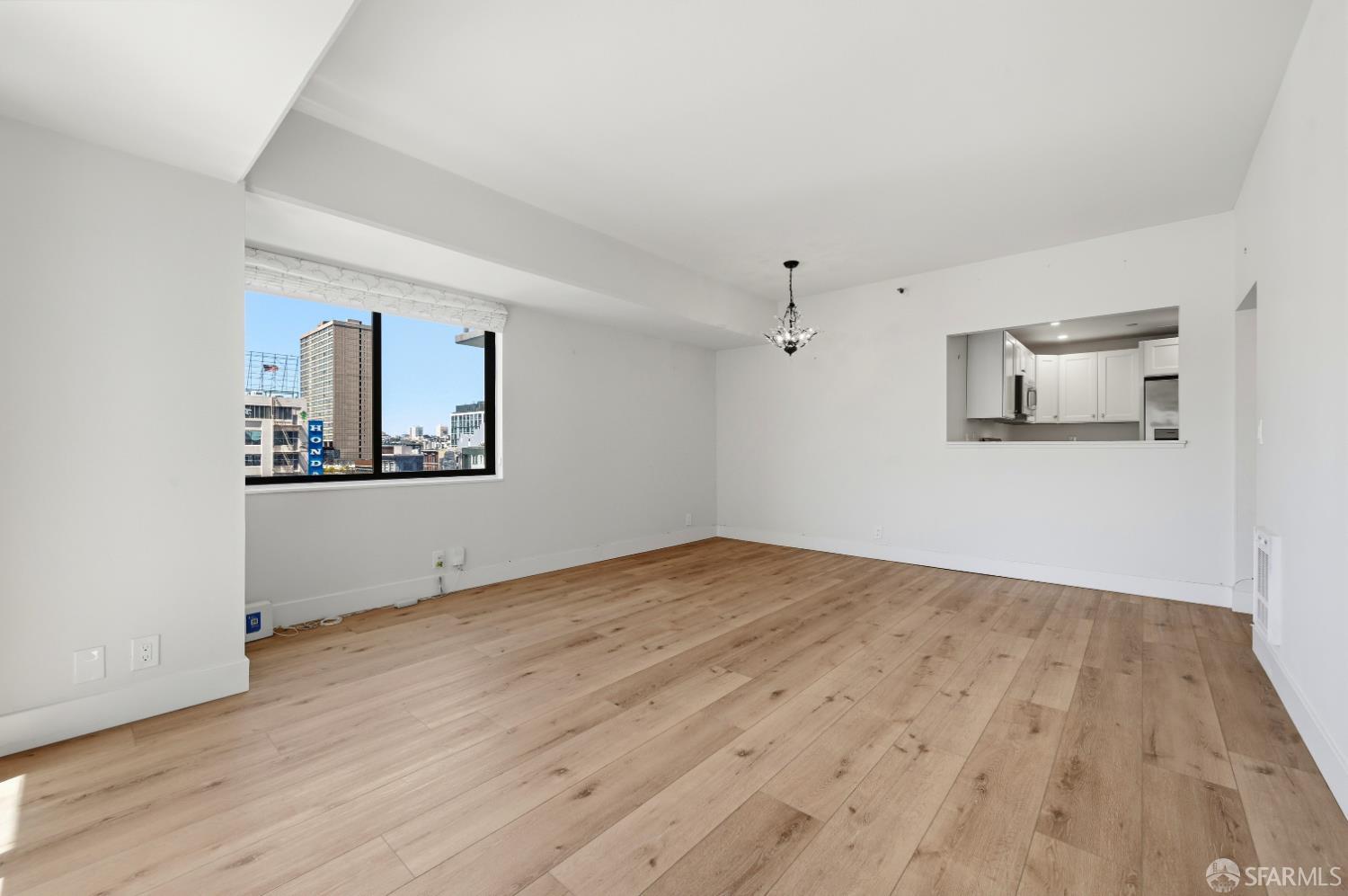1 Daniel Burnham Court Unit: #315