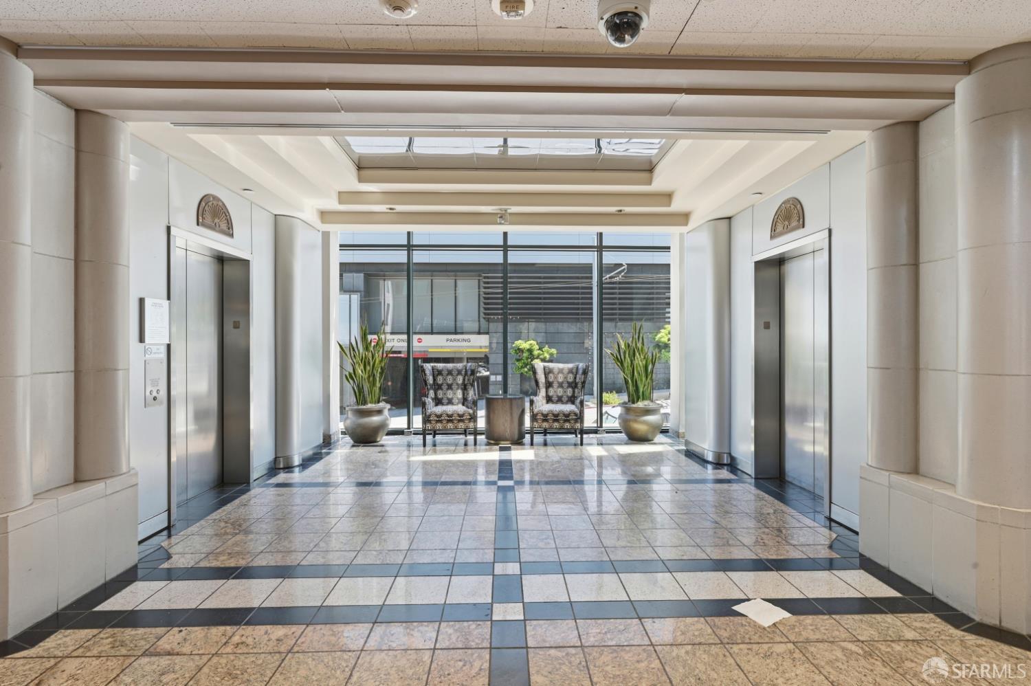 1 Daniel Burnham Court Unit: #315