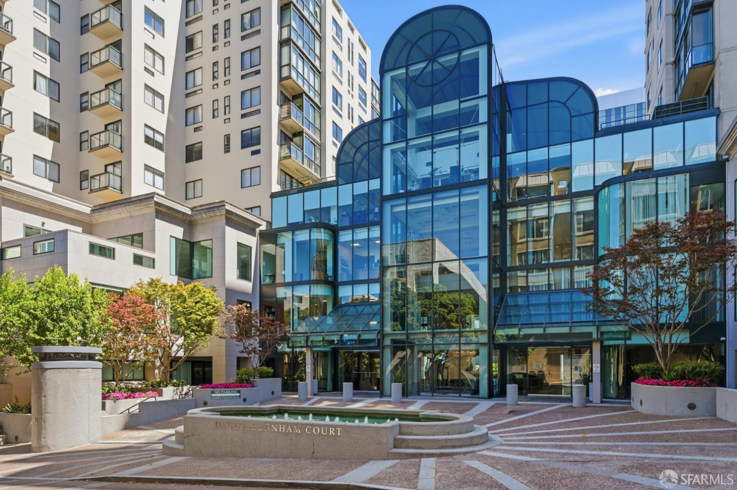 1 Daniel Burnham Court Unit: #315