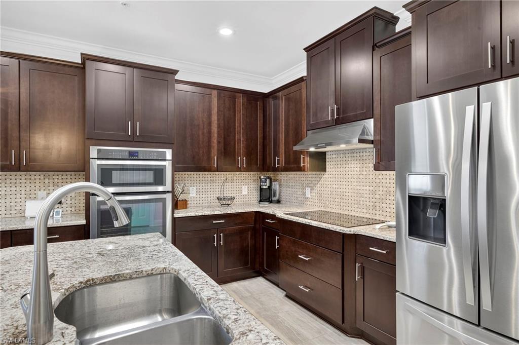 24451 Terzetto LN # 402