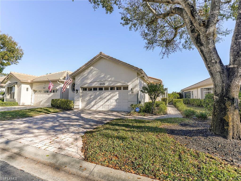 8529 Fairway Bend DR