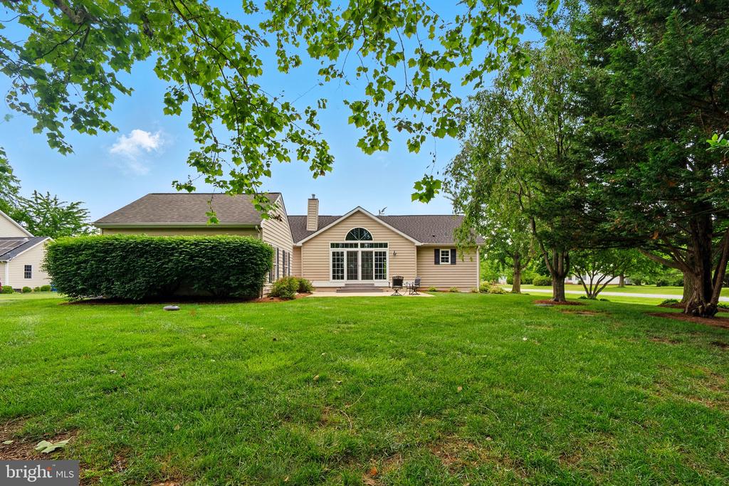 201 PONDVIEW COURT