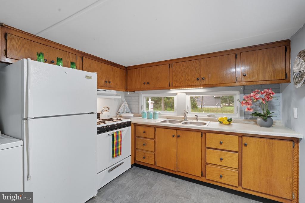 5814 LOCUST STREET