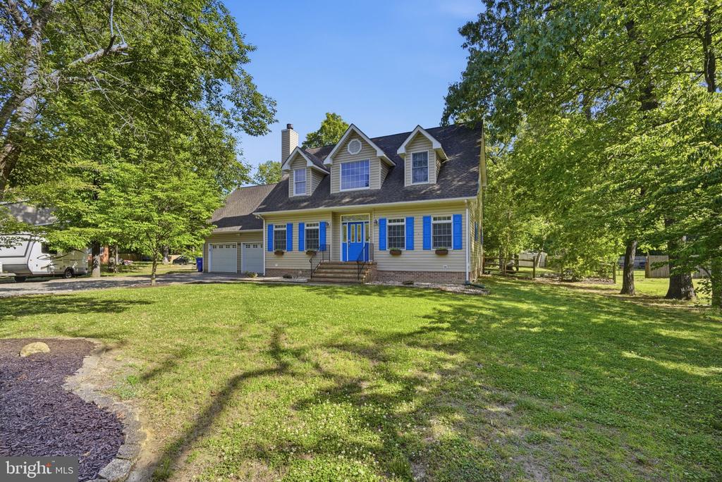 120 ARCHER LANE
