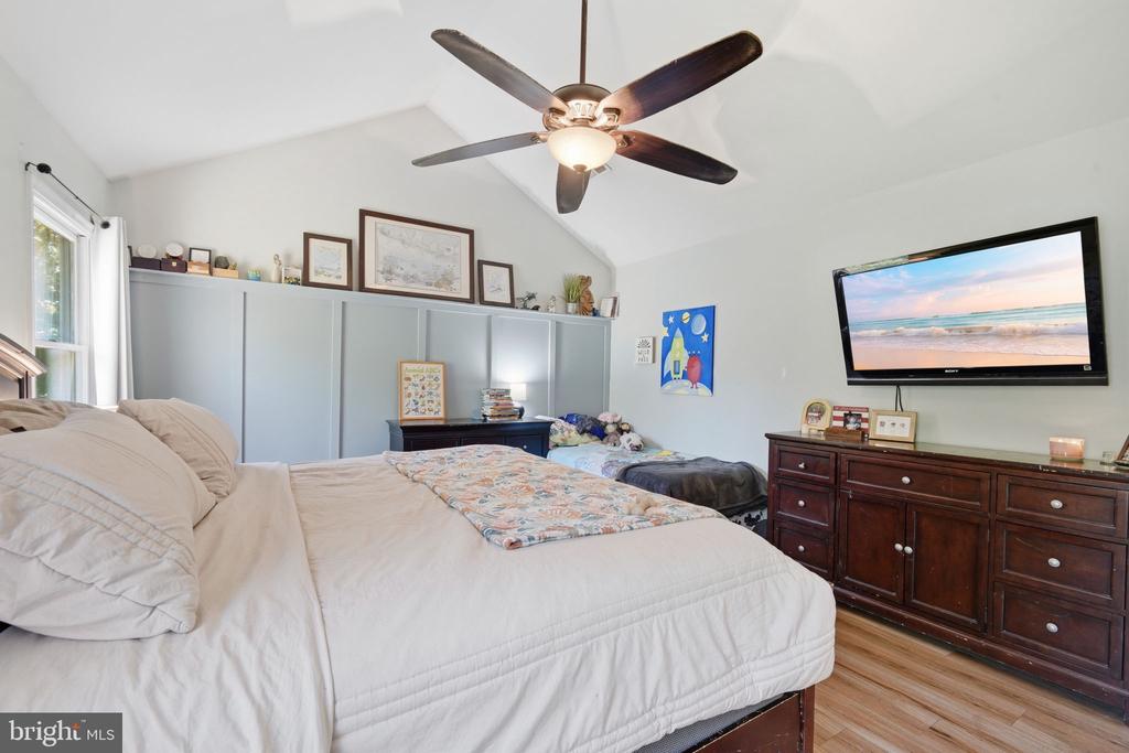 120 LENTLY FARM LANE