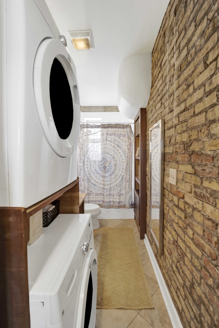 3107 W George Street Unit: 3