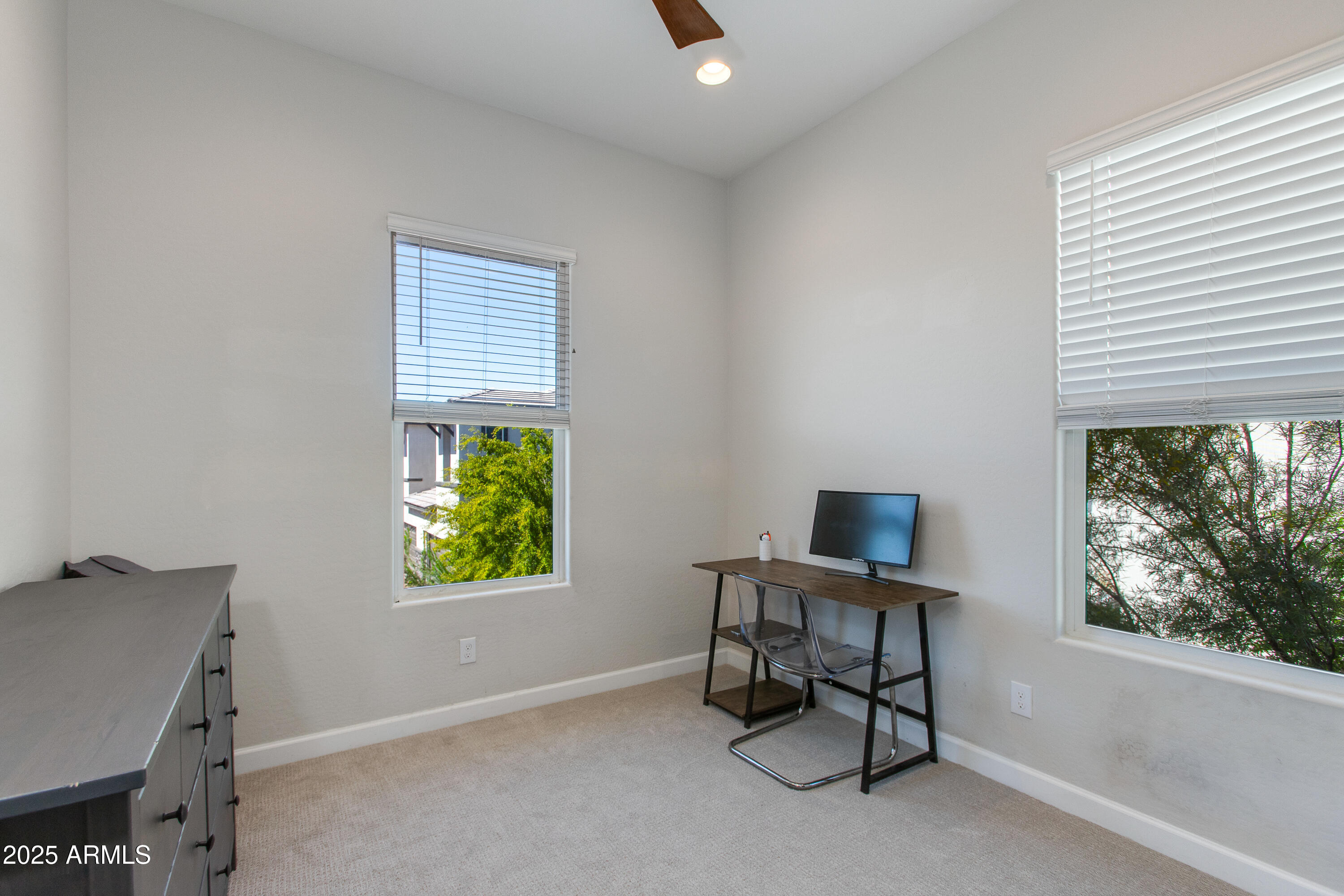 3057 N 37TH Way, Phoenix