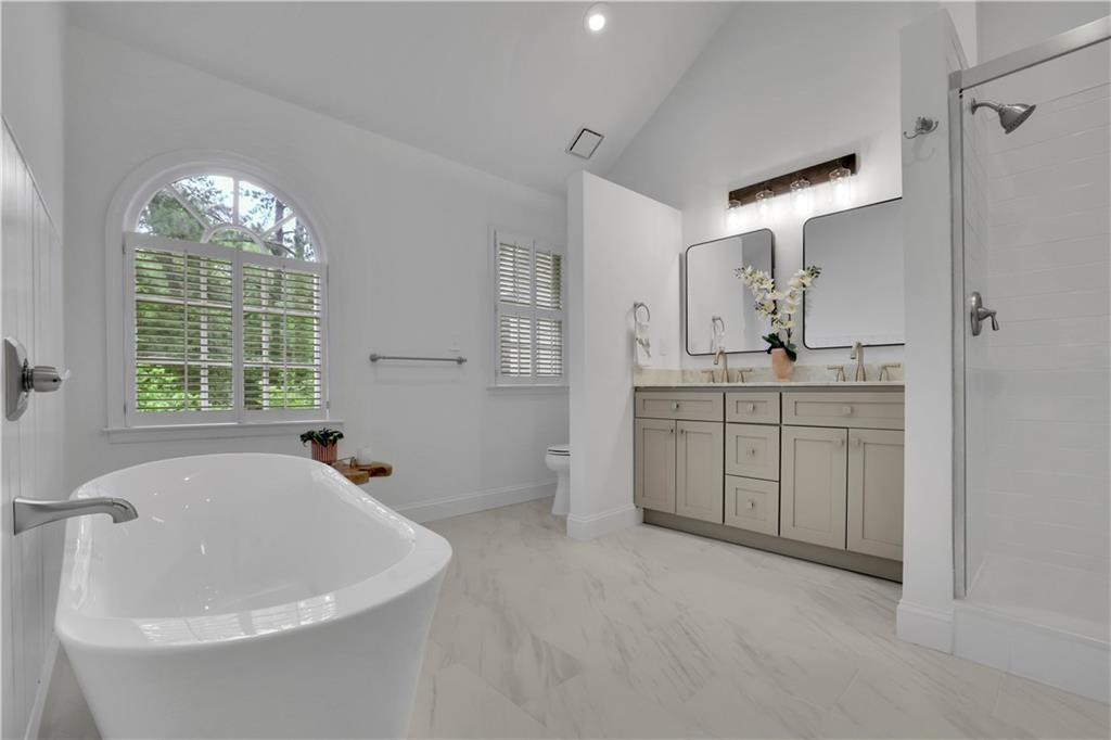 305 River Glen Drive