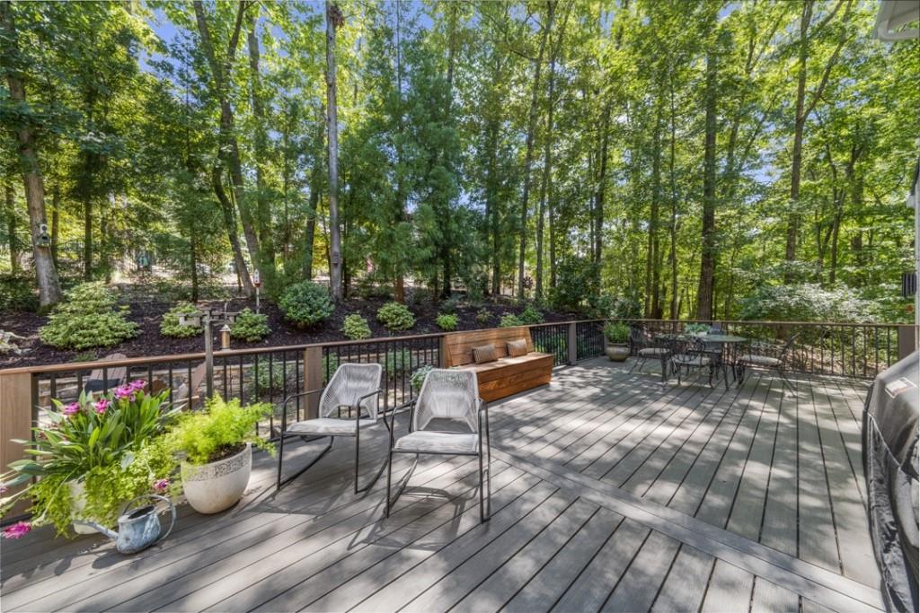 2020 Shallowford Park Manor