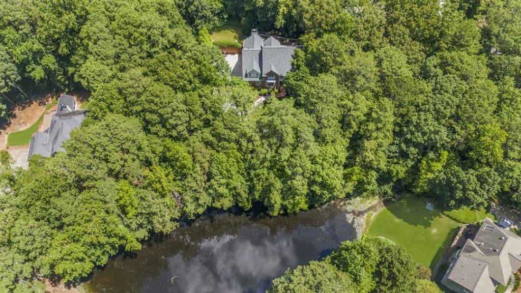 2020 Shallowford Park Manor