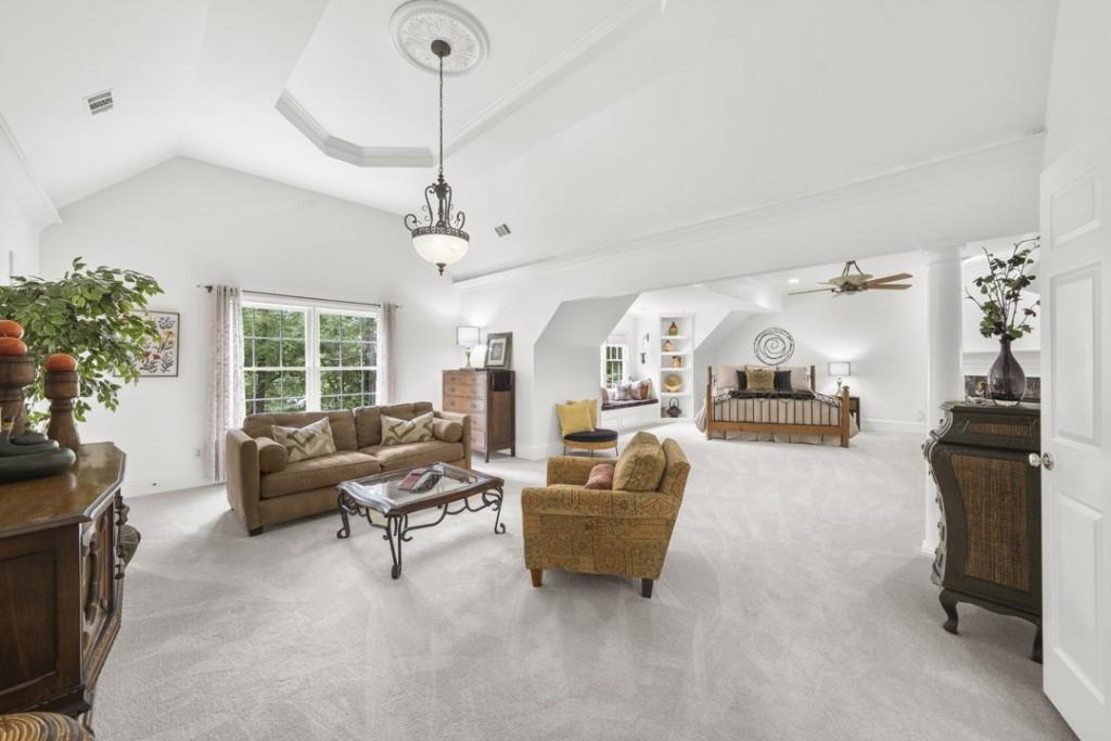 2020 Shallowford Park Manor