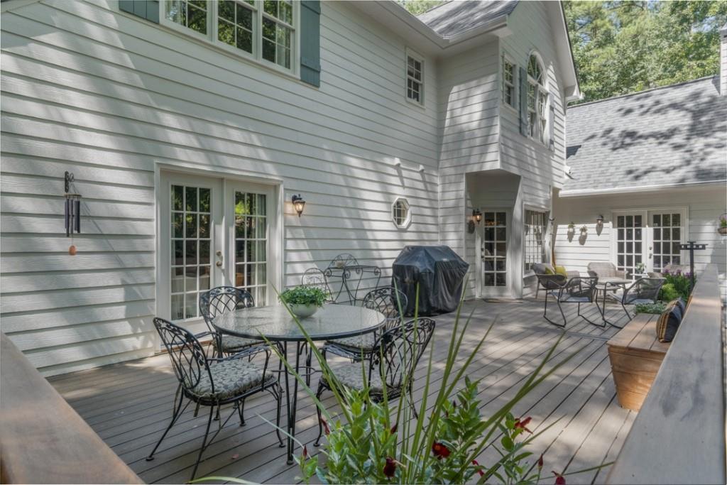 2020 Shallowford Park Manor