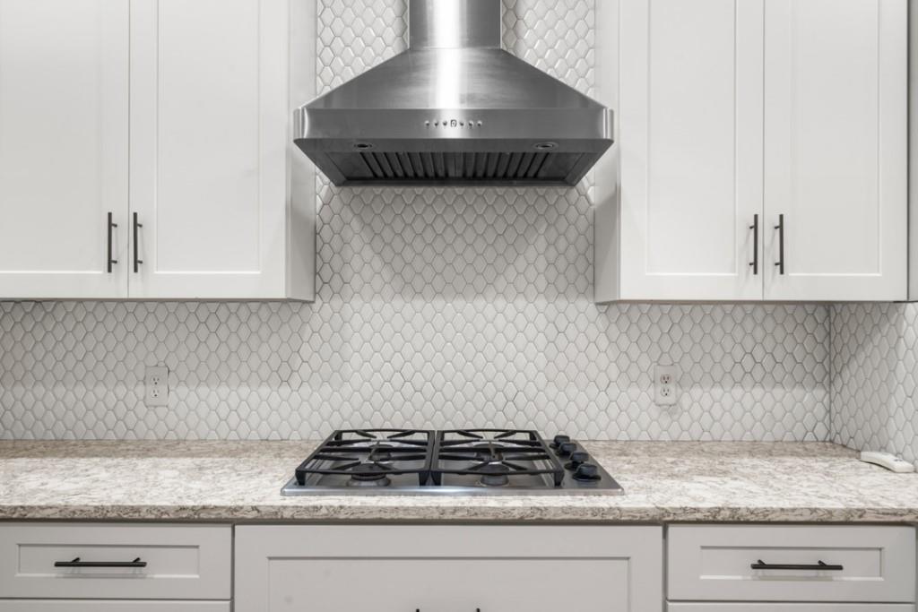 2020 Shallowford Park Manor