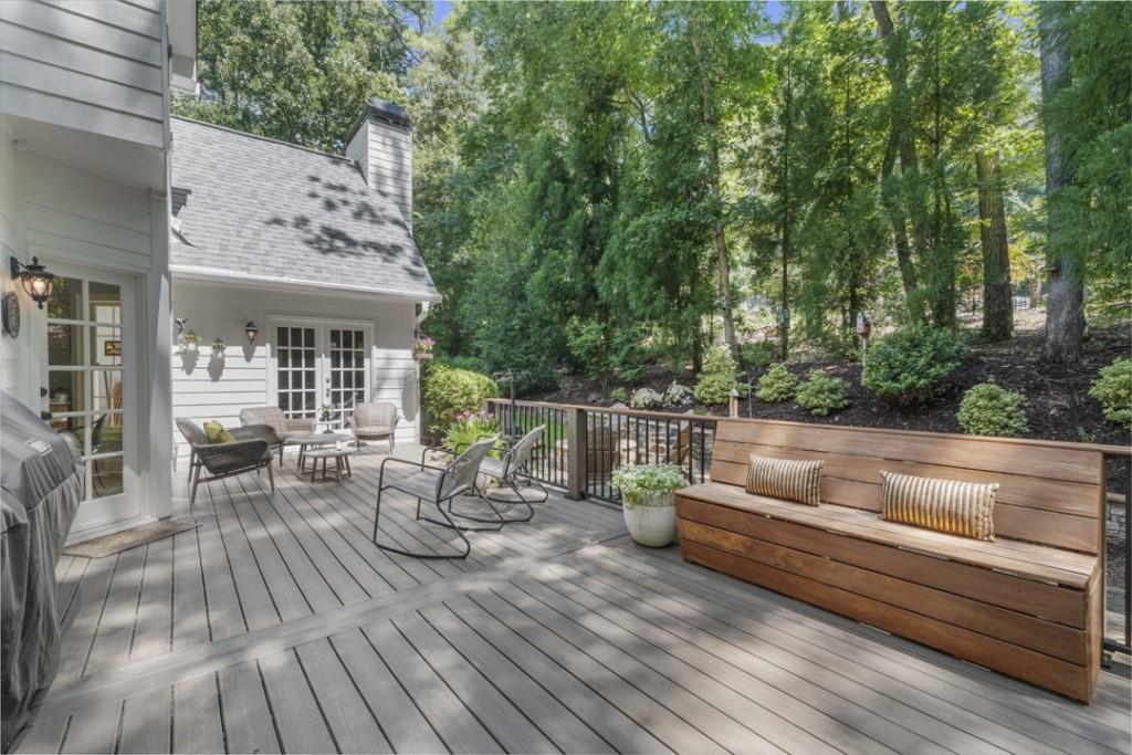 2020 Shallowford Park Manor