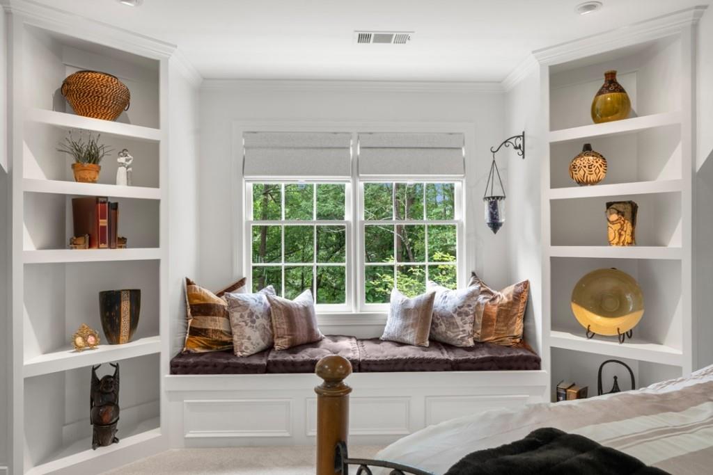 2020 Shallowford Park Manor